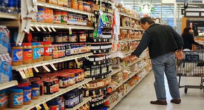 Índice de Confiança do Consumidor alcança a maior pontuação desde setembro de 2014