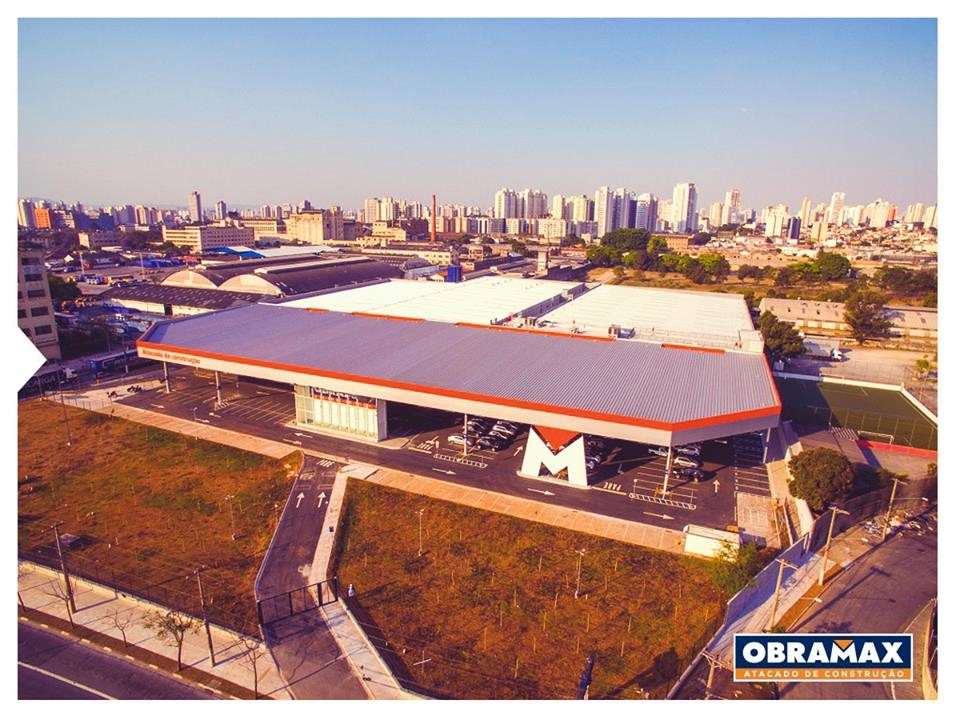 Obramax inaugura atacarejo de materiais de construção