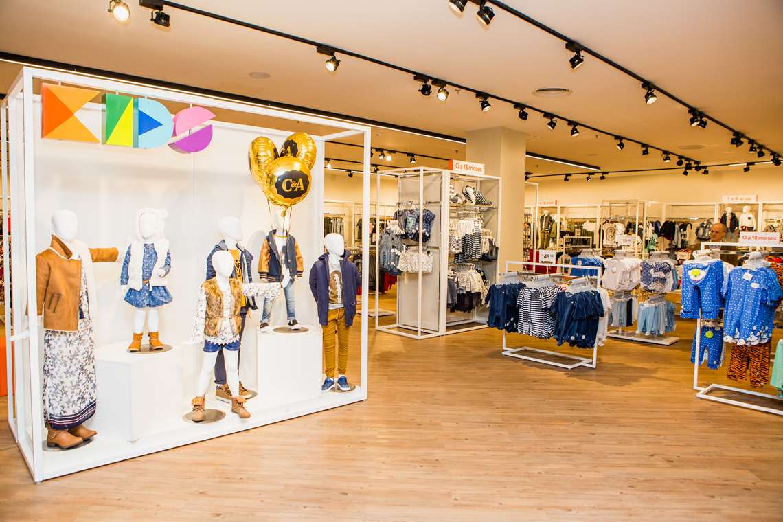 C&A reinaugura 15 lojas remodeladas no Brasil