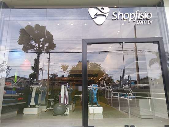 Rede de saúde e bem estar Shopfisio inaugura loja conceito em Curitiba