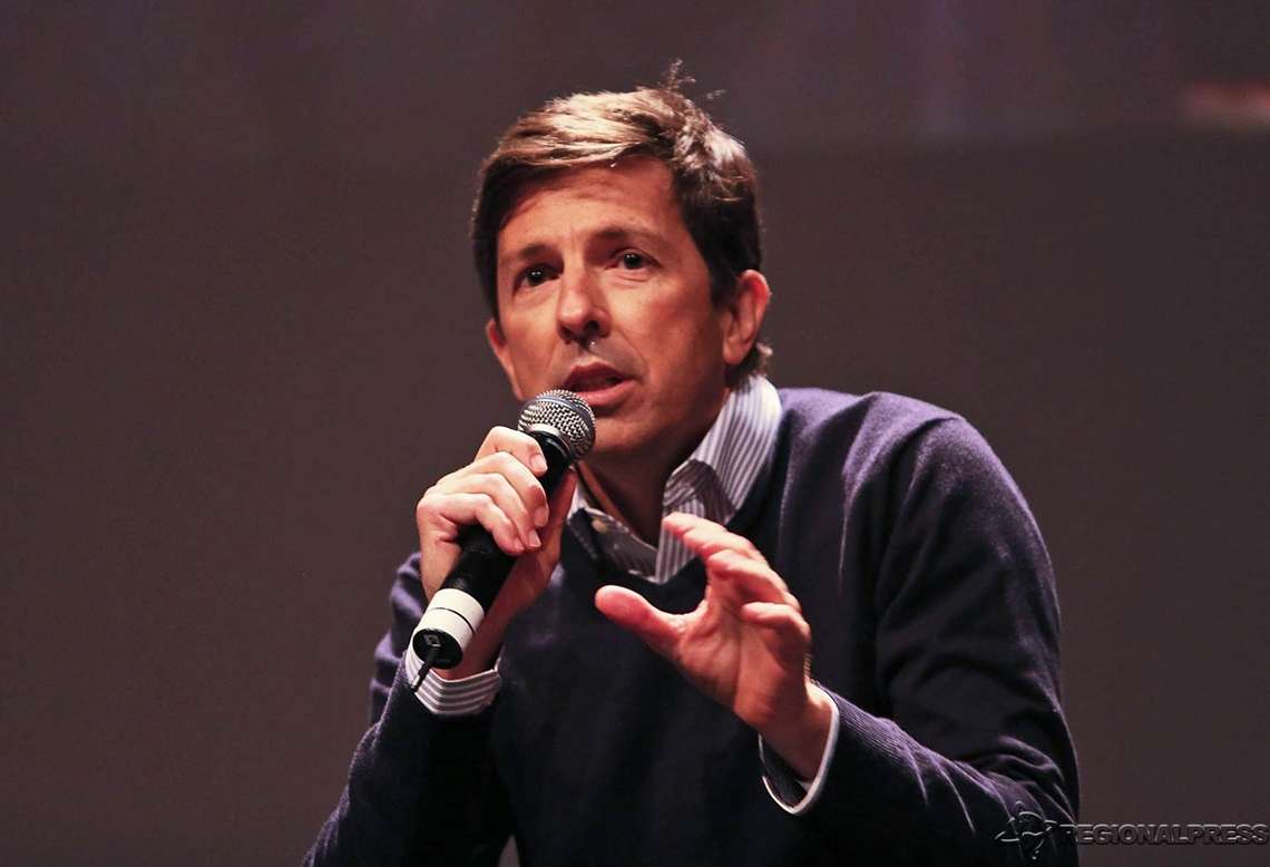 IDV recebe o presidenciável João Amoêdo, do partido Novo