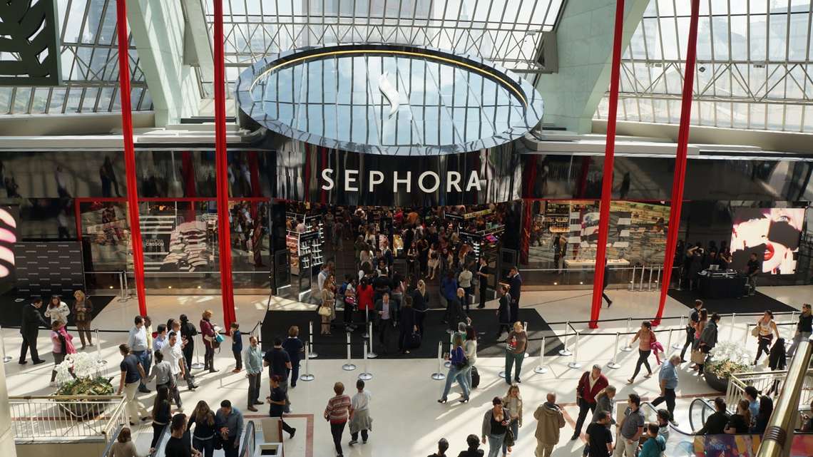 Sephora realiza evento com shows e experiências de beleza