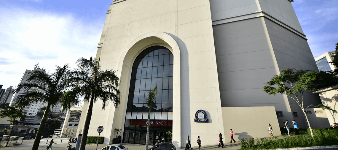 Shopping Metrô Tucuruvi realiza ação para o Dia dos Namorados inspirada na Copa