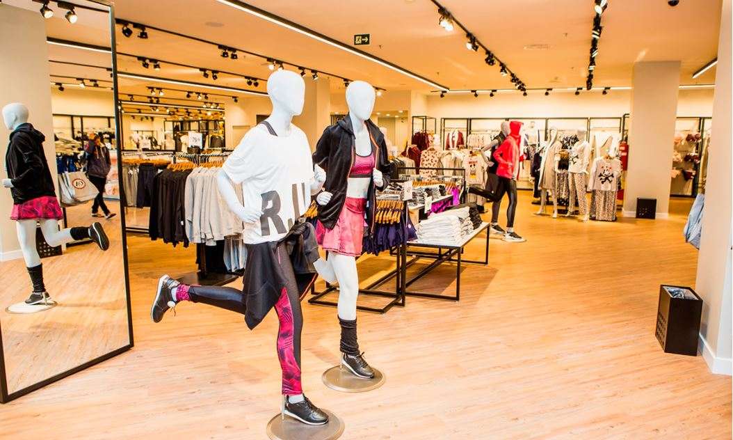 C&A reinaugura 15 lojas com novo formato no Brasil