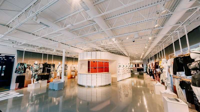 Nike inaugura loja conceito com experiências digitais em Los Angeles