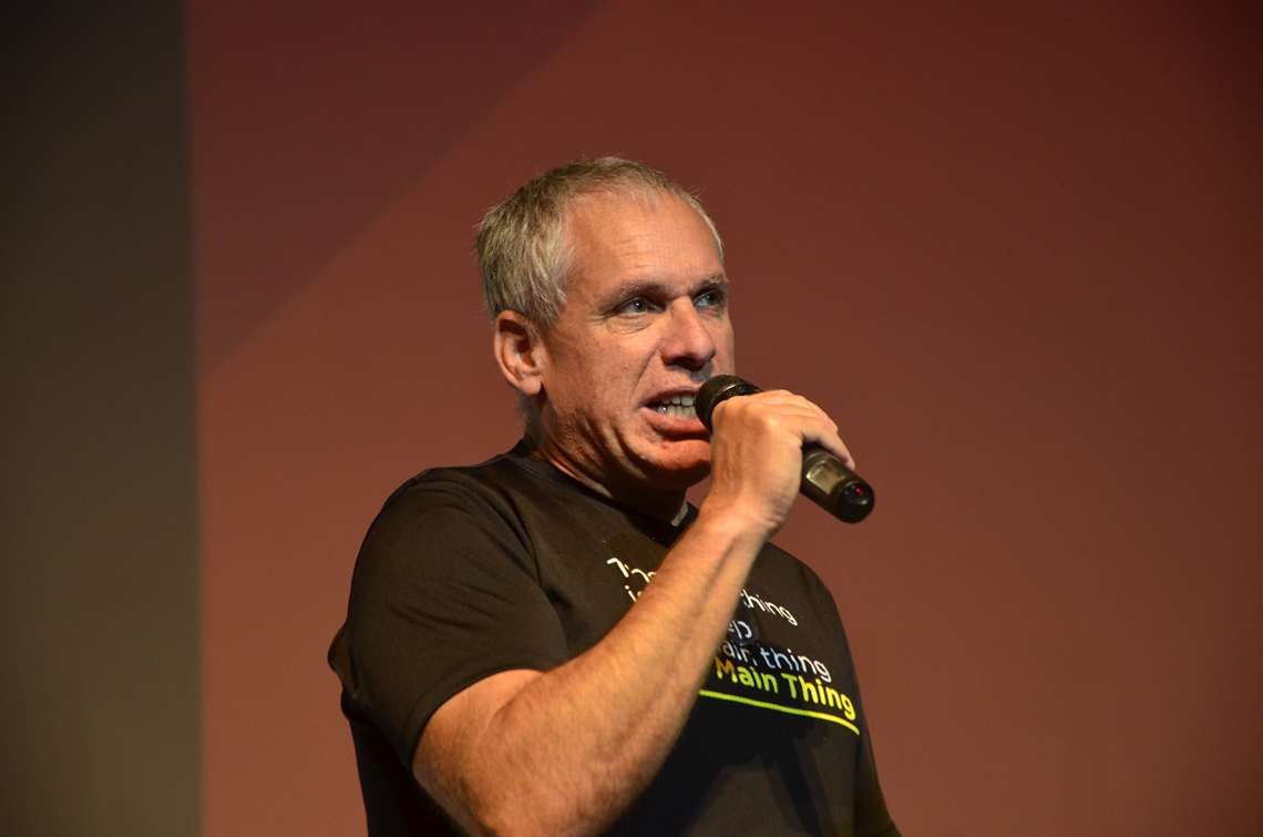 Uri Levine, cofundador do Waze, fala sobre empreendedorismo e tecnologia no LATAM Retail Show