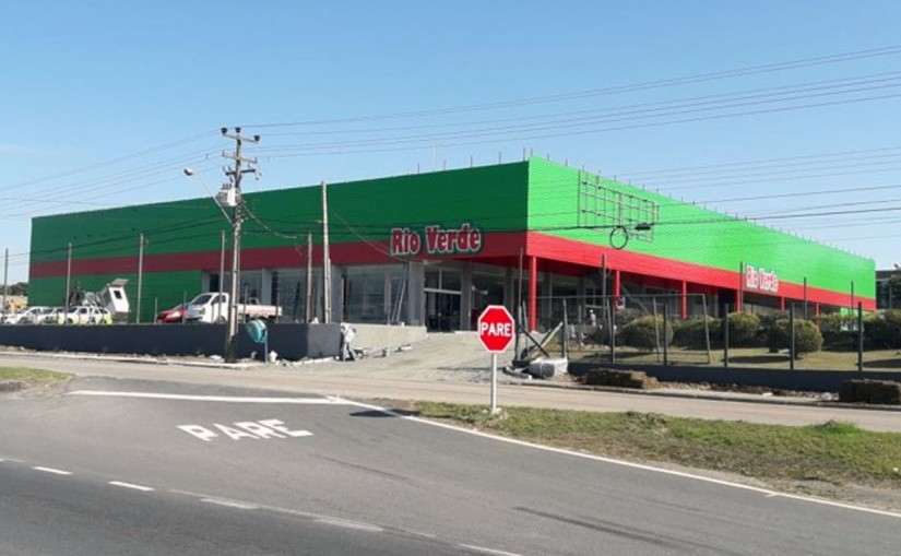 Rede Rio Verde inaugura primeira unidade cash & carry