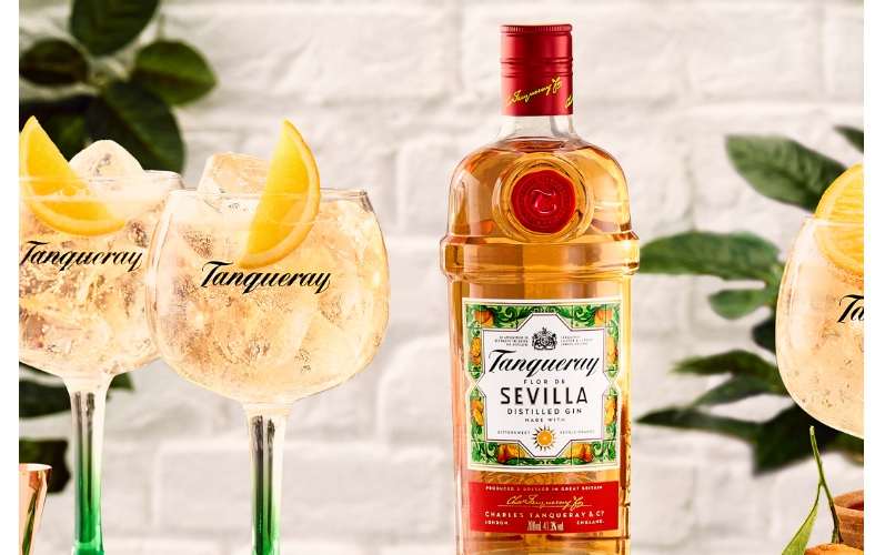 Tanqueray Flor de Sevilla chega ao portfólio brasileiro da Diageo
