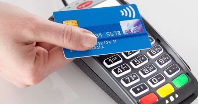 Credz passa a emitir cartões com tecnologia de pagamento por aproximação