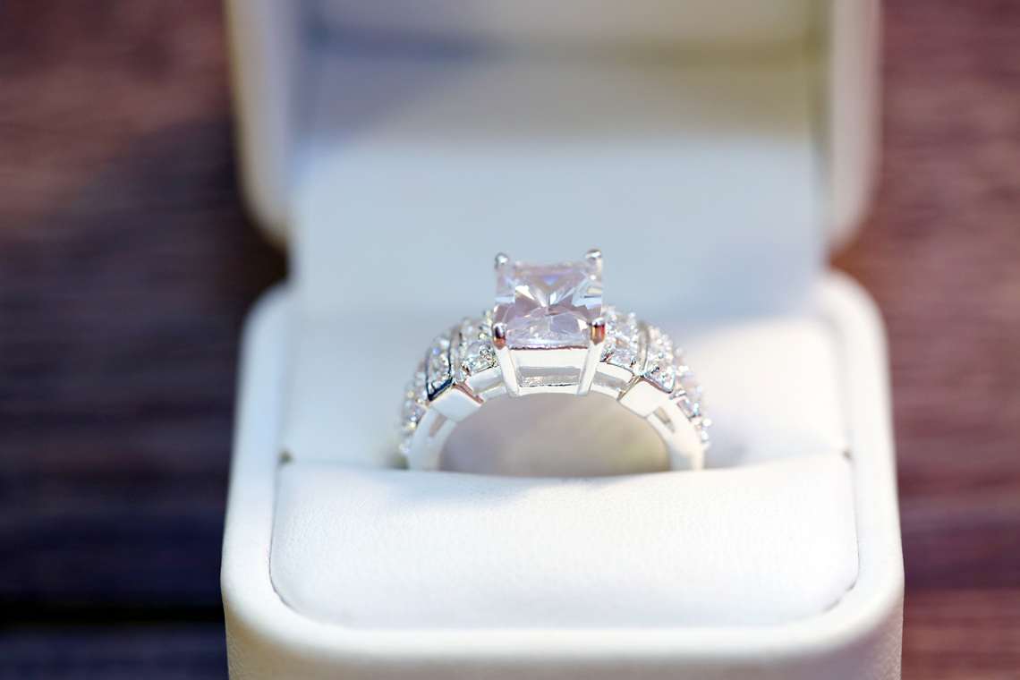 Tiffany divulgará a origem de seus diamantes para atender consumidores