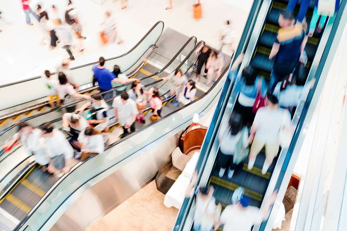 Fluxo de pessoas nos shoppings volta a crescer