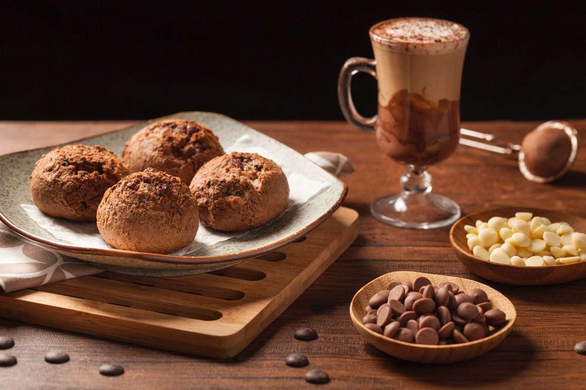 Pão de queijo de chocolate é opção para a Páscoa