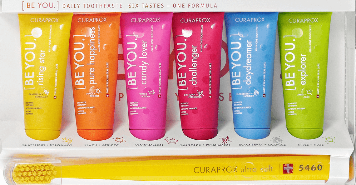 Curaprox apresenta tons ‘fashion’ das suas escovas dentais