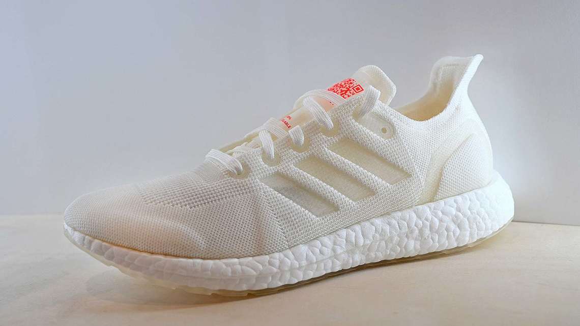 Adidas apresenta modelo de tênis reciclável
