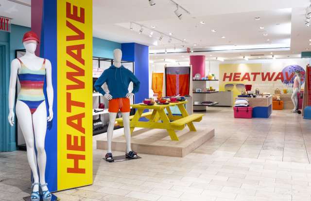 Barneys abre pop-up store de verão em Nova York