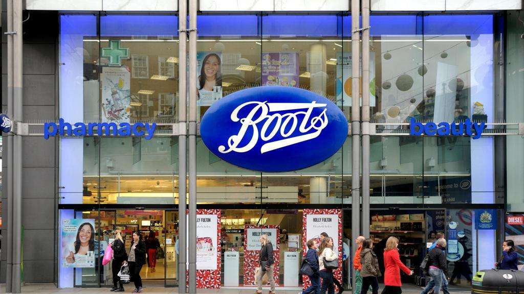 Rede Boots irá acabar com o uso de sacolas plásticas em suas lojas