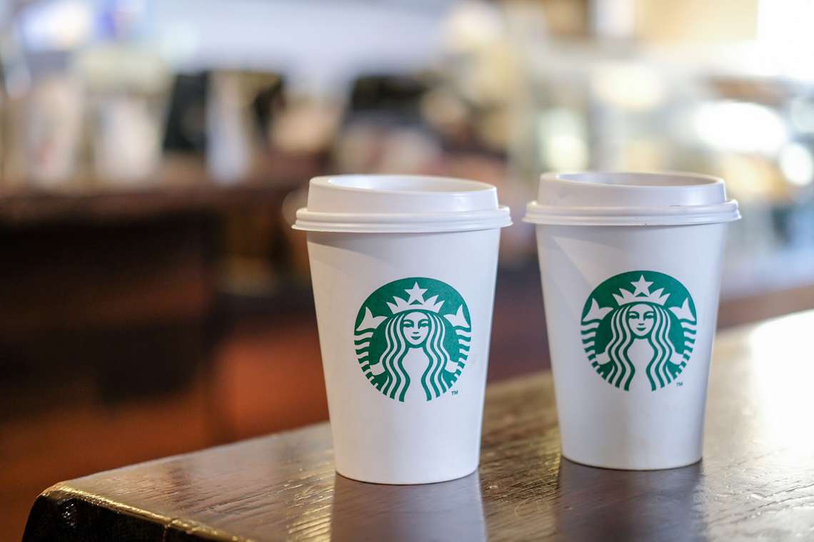 Starbucks testa incentivo ao uso de copos reutilizáveis em Londres