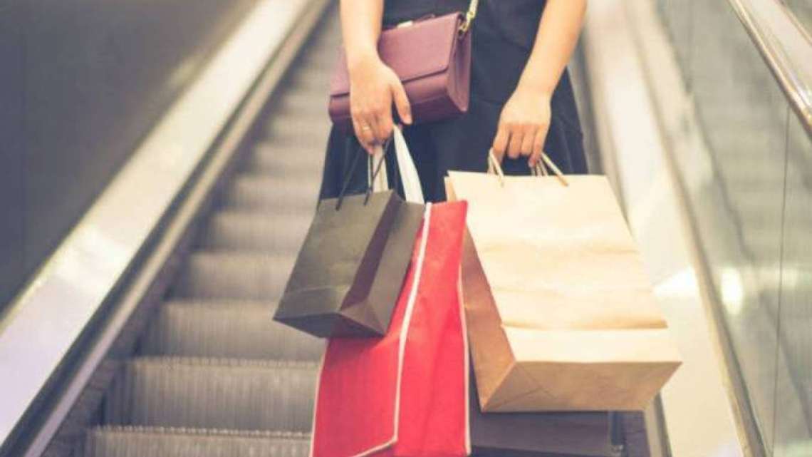 Shoppings esperam alta de 6% nas vendas para o Dia dos Namorados
