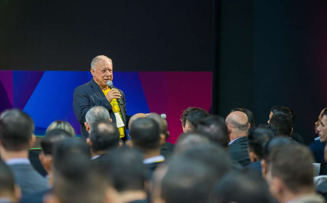 Como olhar para o futuro do consumo? Um exercício metodológico atual