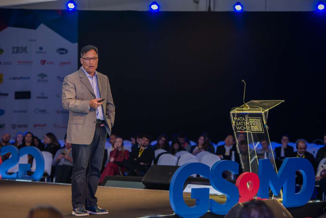 “A tecnologia é um novo mundo em que precisamos trabalhar”