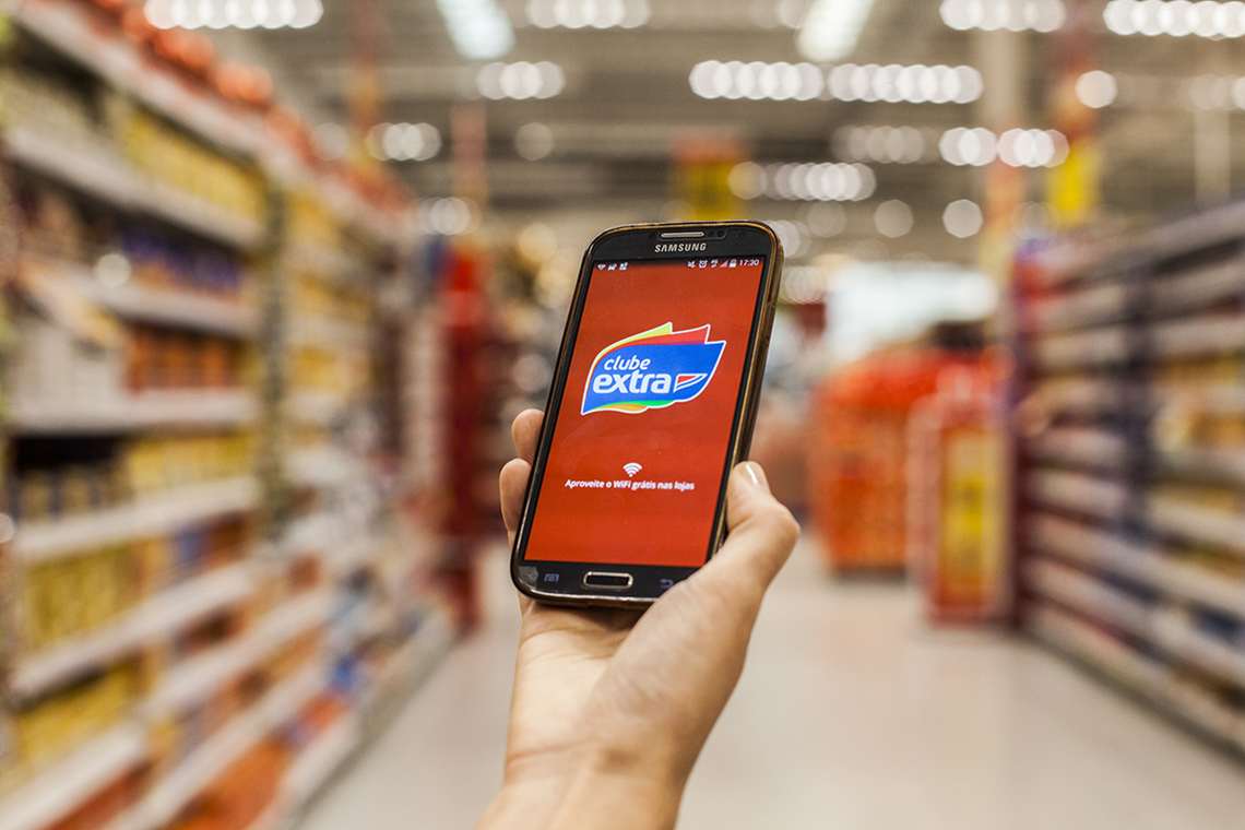 Mais de 70% dos clientes do GPA usam apps dentro das lojas da rede