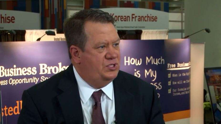 Mark Siebert apresenta o mercado de franchising dos Estados Unidos e Emirados Árabes