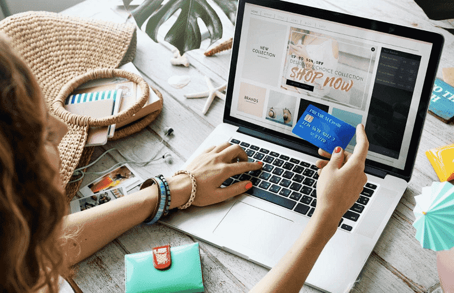 Consumidores brasileiros ainda são “light users” do comércio online