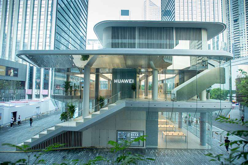 Huawei abre loja conceito global em Shenzhen, na China