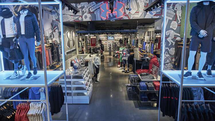‘Under Armour’ inaugura flagship store no Canadá