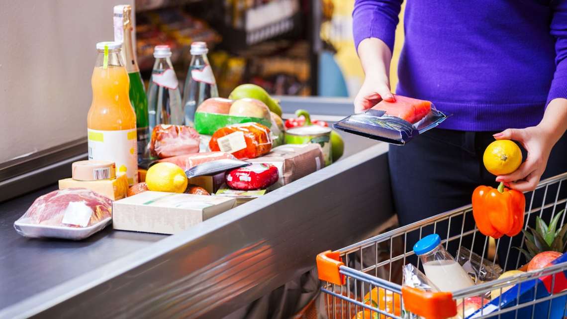 Confiança do consumidor segue estável