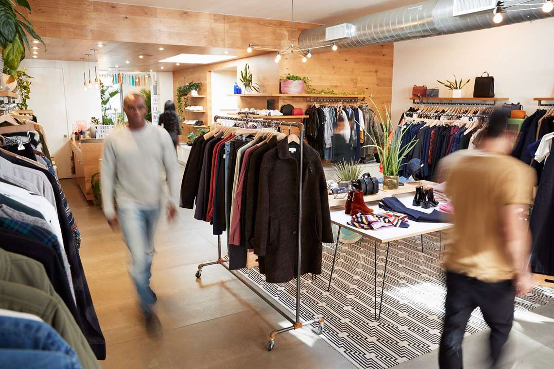 Fluxo de consumidores em lojas cresce 15,83% em dezembro