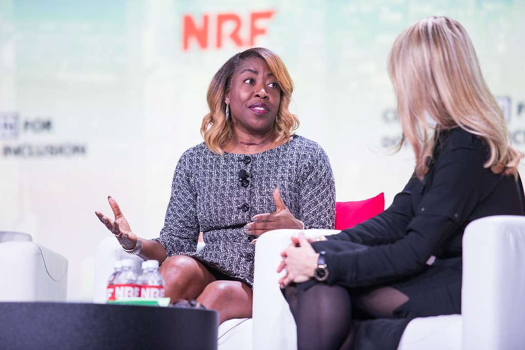 Mulheres líderes do varejo falam sobre medidas para aumentar a inclusão