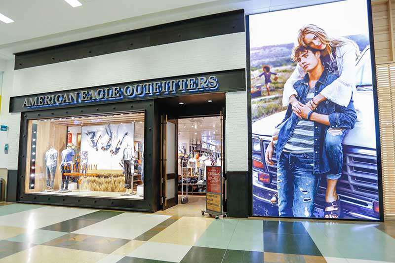 Por que a American Eagle fechou suas lojas no Reino Unido