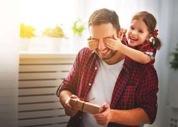 Comércio otimista: volume de vendas para o Dia dos Pais deverá alcançar 7,7 bilhões