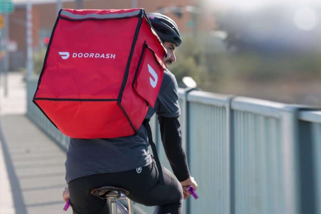 DoorDash faz parceria com a Walgreens