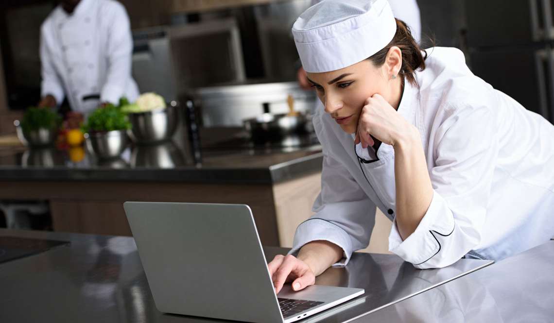 Com retomada do foodservice, Marfrig investe em plataforma que permite gerenciar pedidos