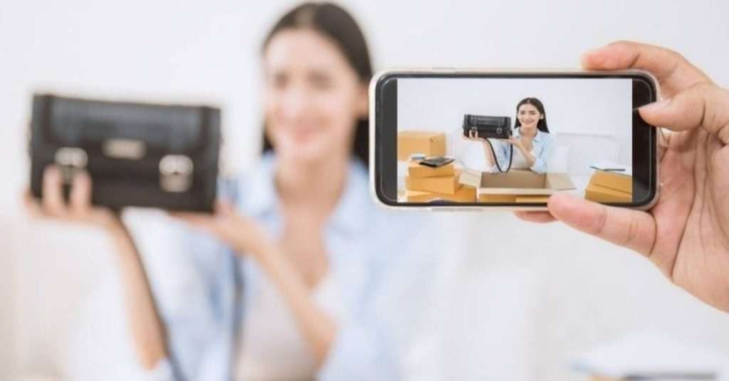 B2W sobe aposta em lives de produtos com aplicativo exclusivo para transmissões