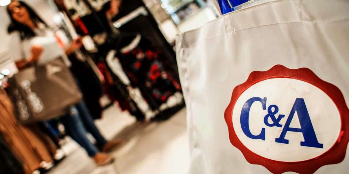 SÃO PAULO, SP, BRASIL, 16.07.2018,14H00: - MÁQUINA COHN & WOLFE/C&A - Loja C&A do Shopping Tamboré. - Foto: Rafa Neddermeyer/JV IMAGENS