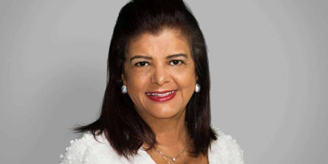 'Não podemos escolher vacinas, todas são boas', diz Luiza Trajano