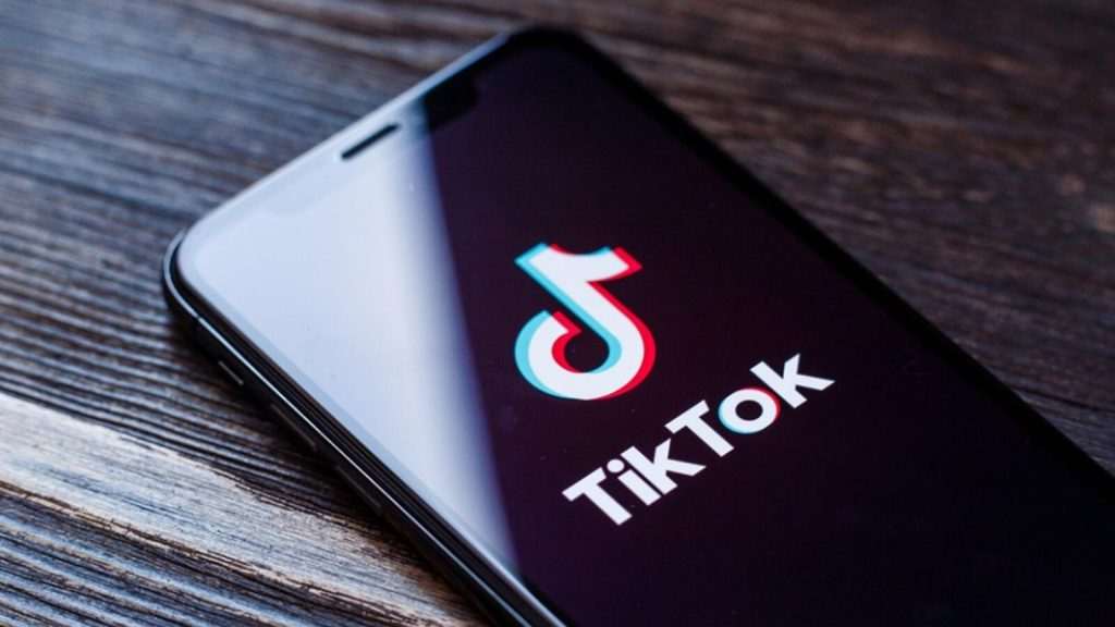 TikTok é multado em US$ 600 milhões na Europa por riscos de espionagem na China