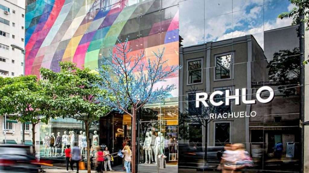 Mais da metade das vendas online da Riachuelo passa por lojas físicas