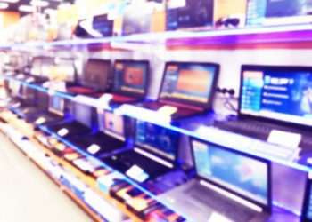 Vendas de eletroeletrônicos devem crescer até 15% na Black Friday deste ano