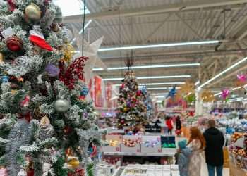 Vendas de Natal devem girar R$ 39 bi; valor médio do presente será de R$ 109