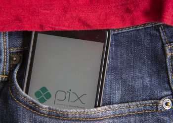 Valor médio de transações do Pix foi de R$ 90 no primeiro dia de testes