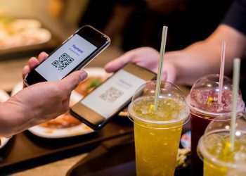 Mercado&Consumo transmite às 14h webinar ao vivo sobre Pix para varejistas