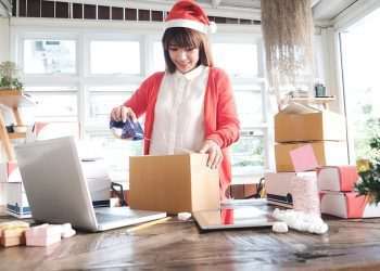 PMEs faturam R$ 132 milhões com o e-commerce no mês do Natal; alta é de 220%