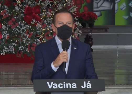 São Paulo anuncia redução de ICMS para bares e restaurantes