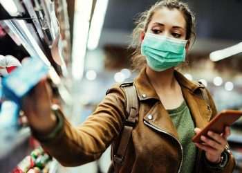 Vendas de Natal podem ter queda de 3%, diz pesquisa da FCDLESP