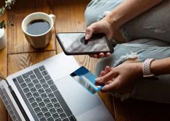 Cashback é nova aposta para fidelizar consumidores no varejo de alimentos online