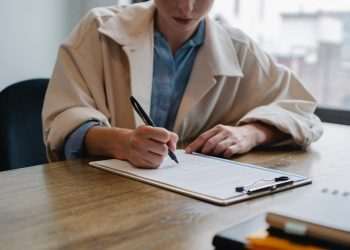 Visa e Catho anunciam apoio a consumidores na busca por empregos